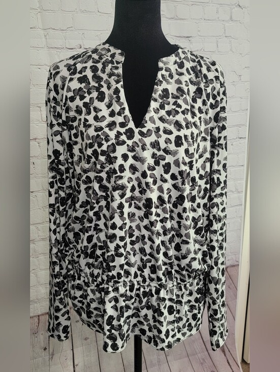 The Limited Tops - The Limited Black & White Animal Print V-Neck Tunic XL